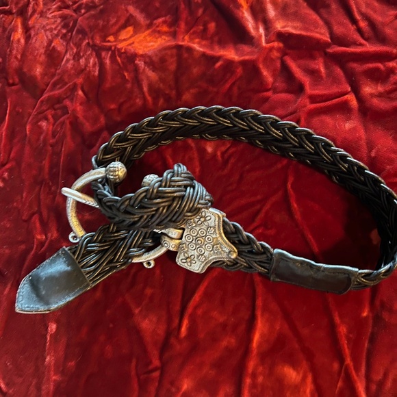 Custom Adjustable Leather Large Dog Collar - Picture 14 of 16